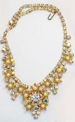 Clear Chatons Only Pearl Necklace