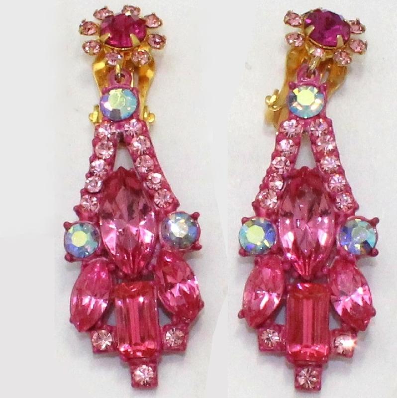 Front view of Pink Baguettes Earrings Clip
