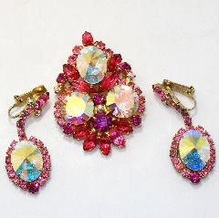 Pink Navettes Rivoli/Margarita Pin Pendant