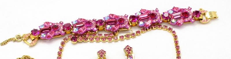 Front view of Pink Baguettes Bracelet 5 Link