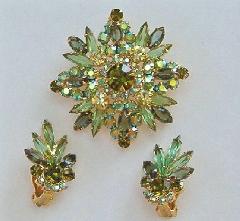 Green Navettes Pin Pendant