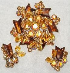 Topaz Arrow Earrings Clip