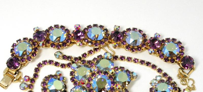 Front view of Purple (cardinal) Chatons Only Bracelet 5 Link