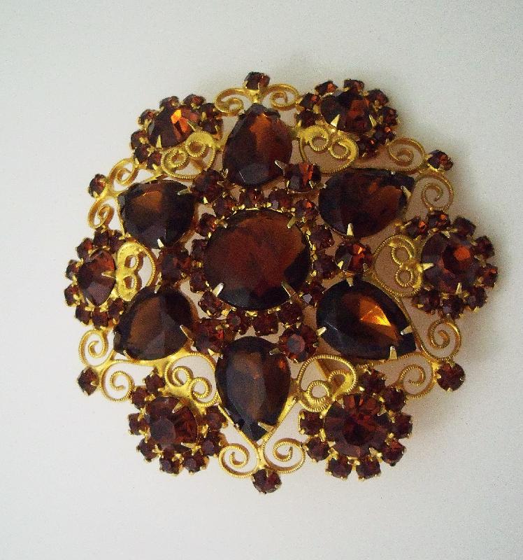 Front view of Topaz Pear Belt Buckle