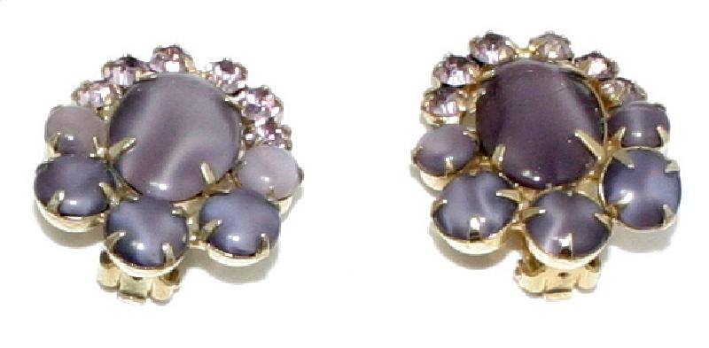 Front view of Purple (cardinal) Cabochons Earrings Clip