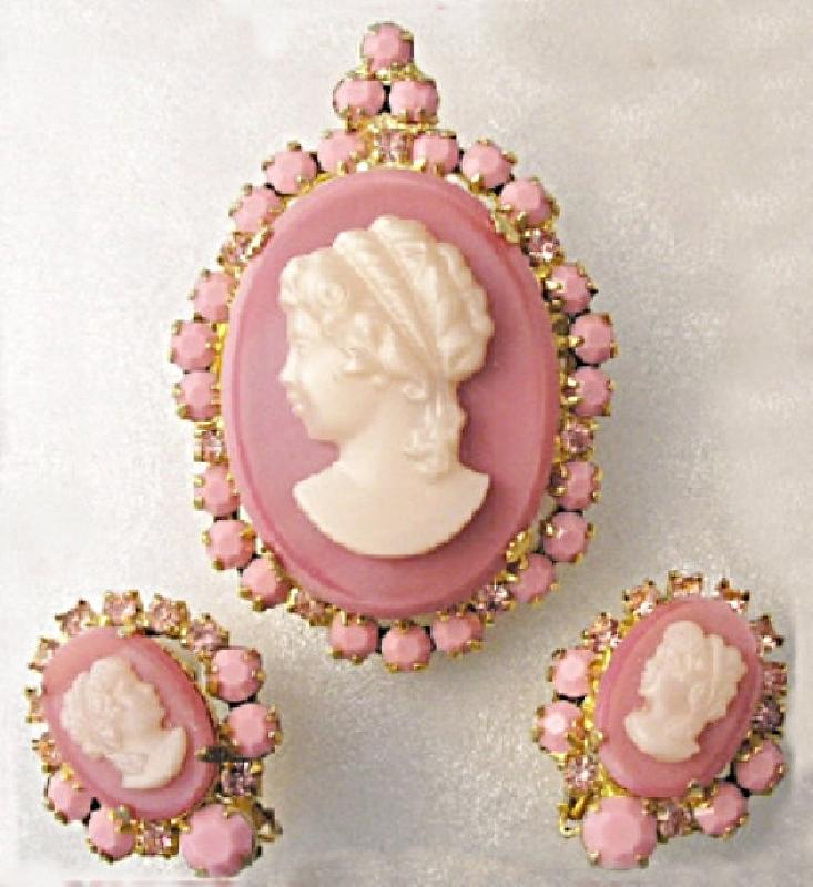 Front view of Pink Chatons Only Pin Pendant