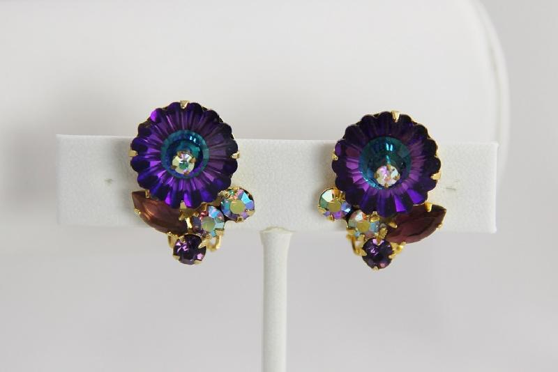 Front view of Purple (cardinal) Navettes Rivoli/Margarita Earrings Clip