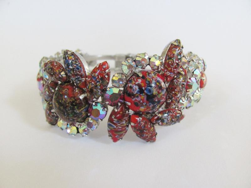 Front view of Red Cabochons Spotted Bracelet Clamper