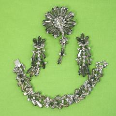Gray (black Diamond) Spear Bracelet 5 Link