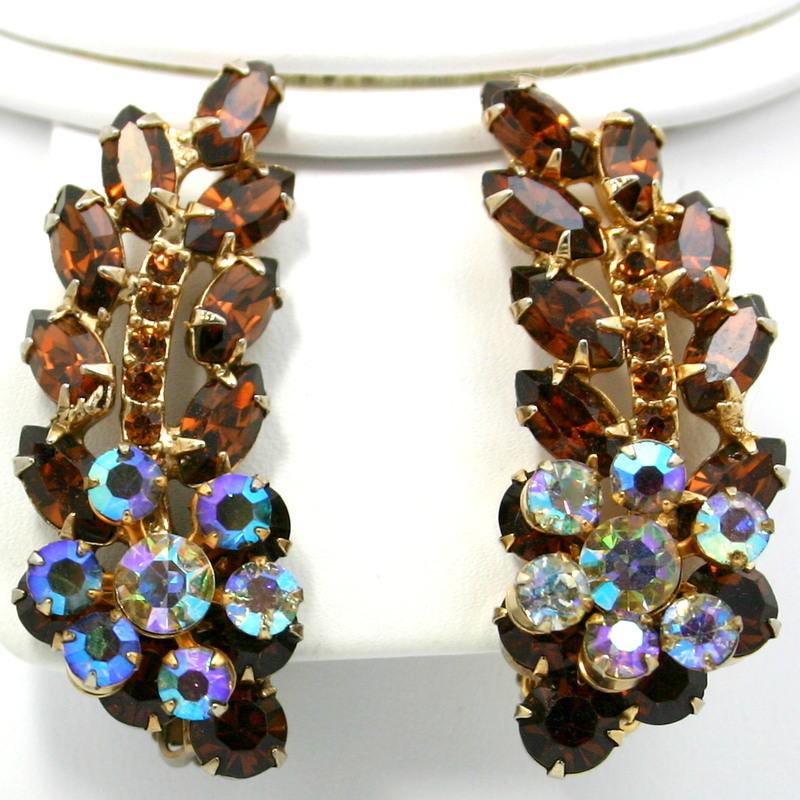 Front view of Topaz Navettes Earrings Clip
