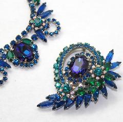 Blue Oval Multi-Color/Shaded Brooch
