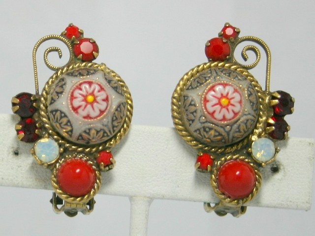 Front view of Red Cabochons Molded/Cut Earrings Clip