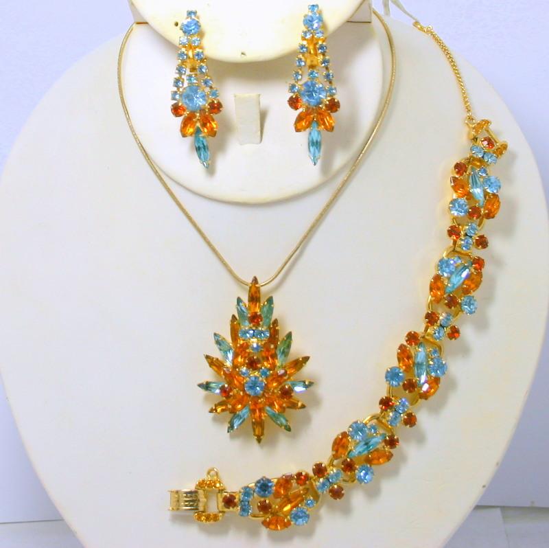Front view of Multiple Colors Navettes Earrings Clip