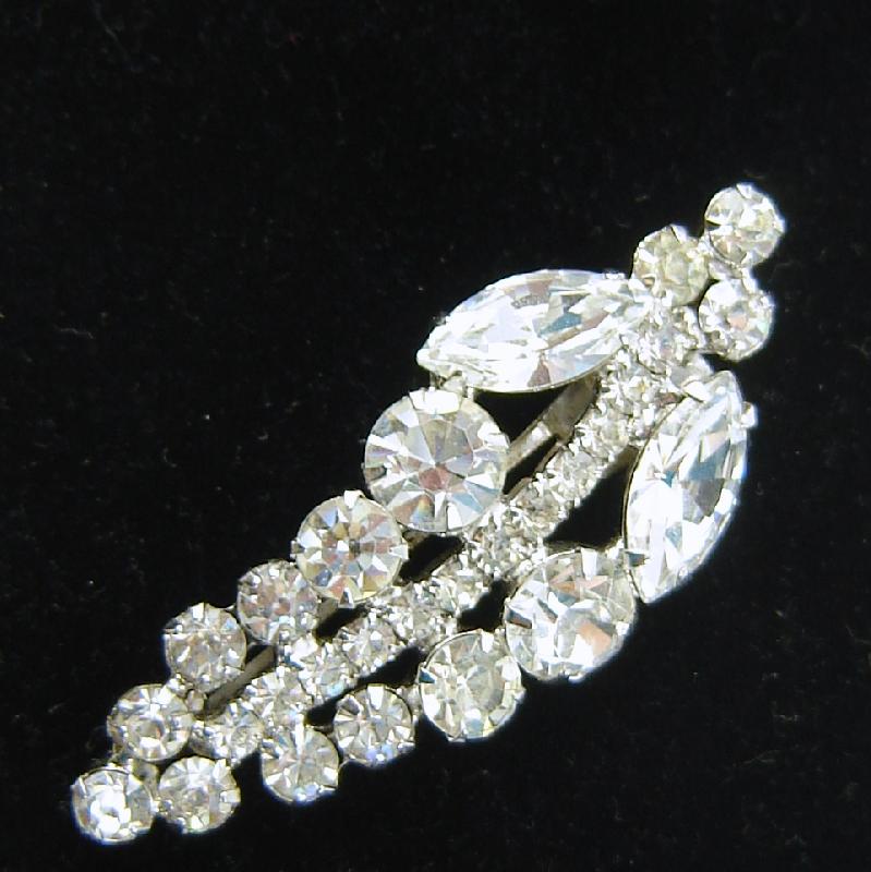 Front view of Clear Navettes Other