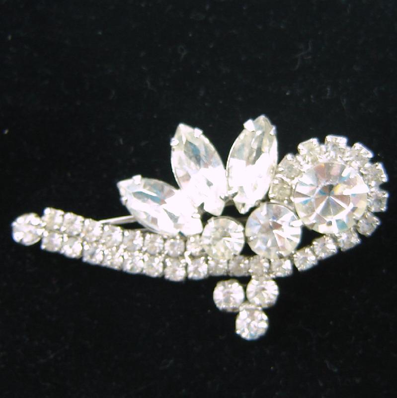 Front view of Clear Navettes Other