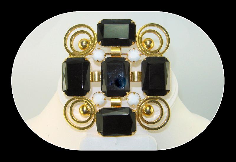 Front view of Black (jet) Emerald Cut Brooch