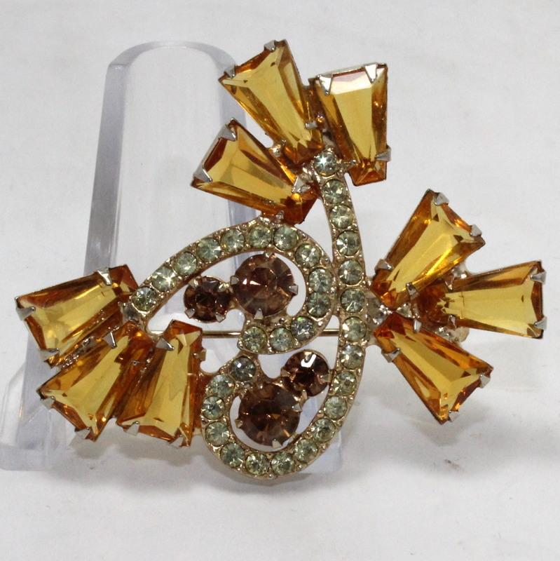 Front view of Topaz Keystones Brooch