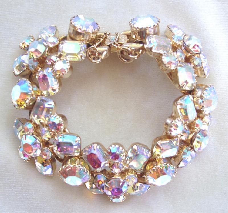 Front view of AB Emerald Cut Bracelet 5 Link