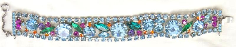 Front view of Blue Navettes Bracelet Flat Push In