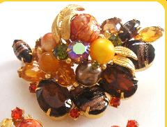 Fall Oval Striped Brooch
