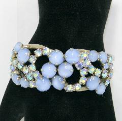 Blue Cabochons Bracelet Clamper