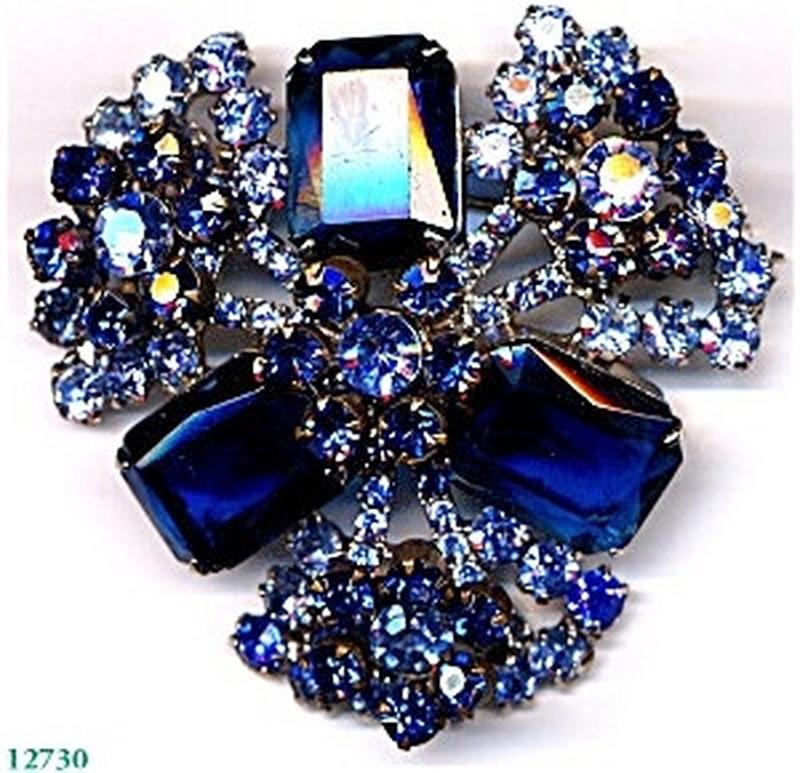 Front view of Blue Emerald Cut Brooch