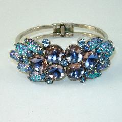 Blue Cabochons Molded/Cut Bracelet Clamper