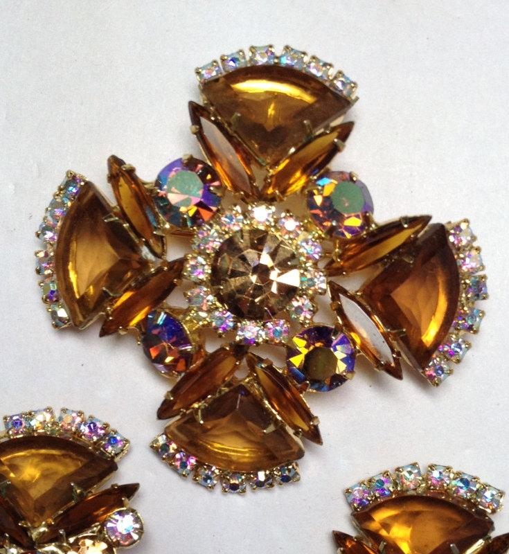 Front view of Topaz Pie Pin Pendant