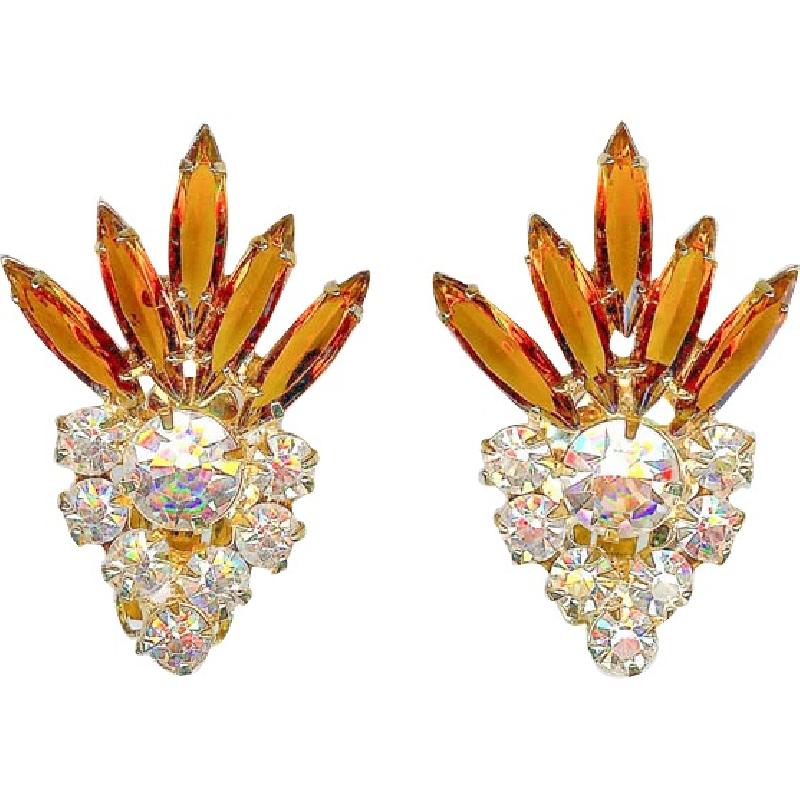 Front view of Topaz Navettes Earrings Clip