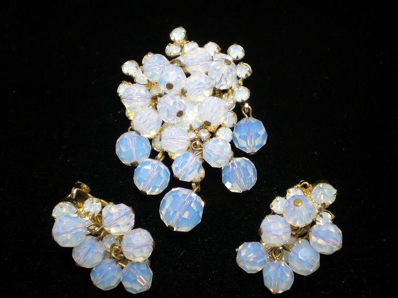 Front view of Clear Chatons Only Earrings Clip