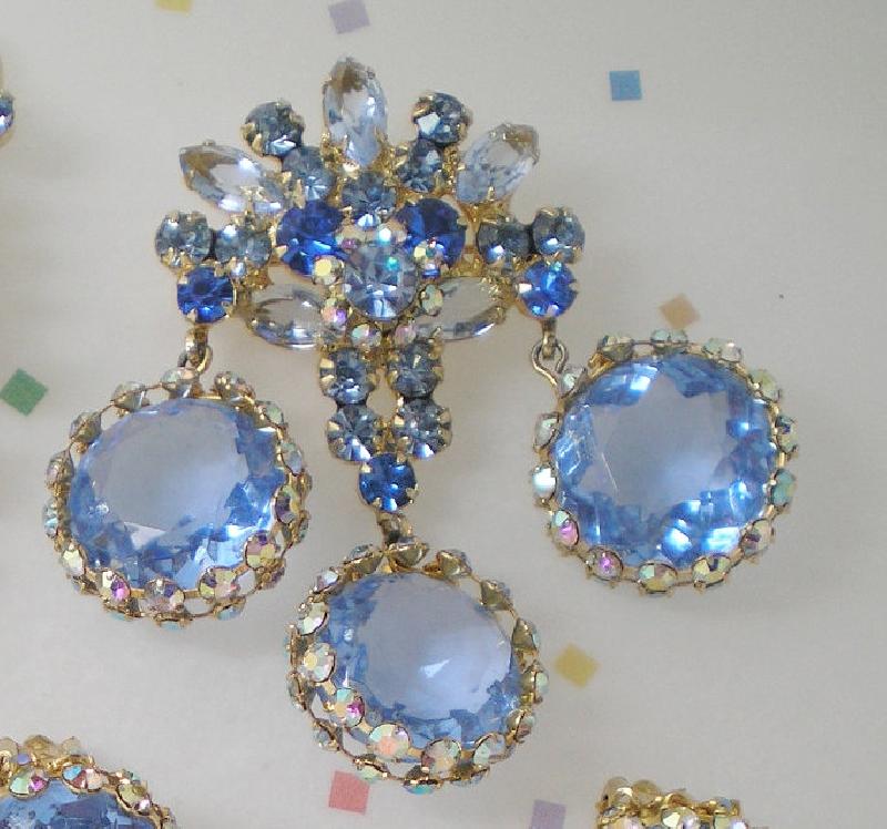 Front view of Blue Framed Disks Brooch