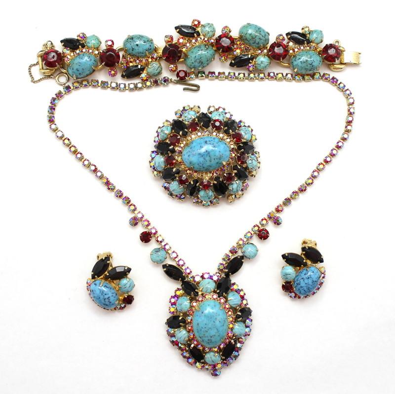 Front view of Turquoise Cabochons Spotted Earrings Clip