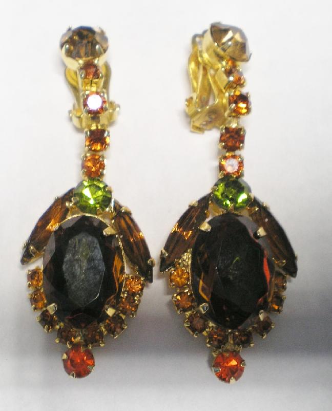 Front view of Fall Oval Multi-Color/Shaded Earrings Clip