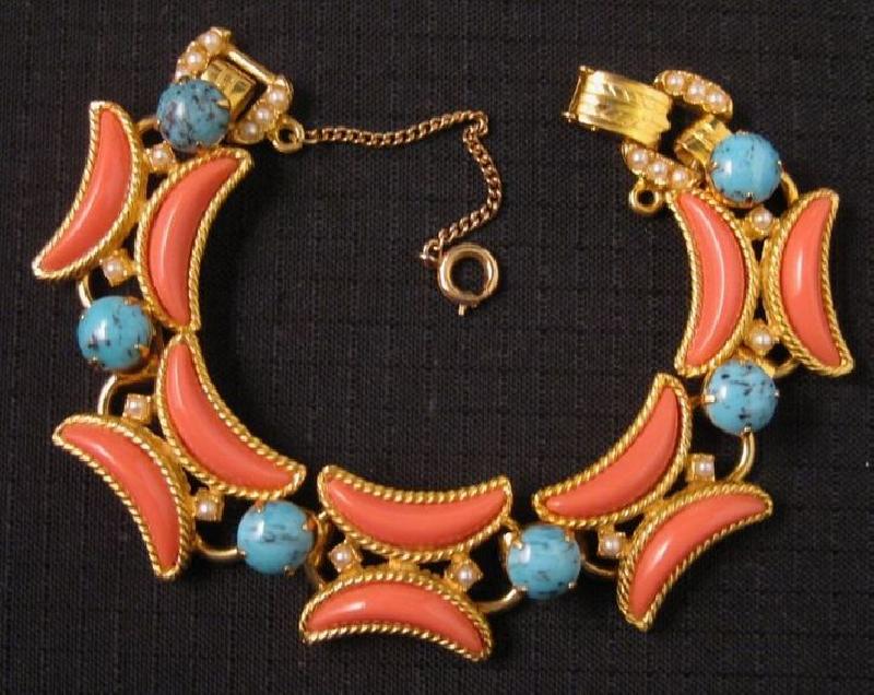 Front view of Multiple Colors Cabochons Plastic Bracelet 5 Link