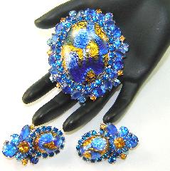 Blue Cabochons Multi-Color/Shaded Pin Pendant