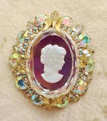 Clear Cabochons Pin Pendant
