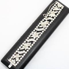 Clear Navettes Bracelet Flat Push In
