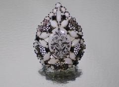 White (chalk Or Milk) Oval Painted (hand/Transfer) Pin Pendant