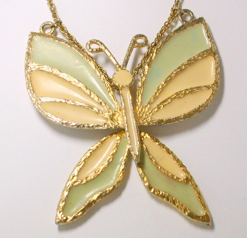 Front view of Multiple Colors Chatons Only