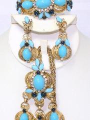 Turquoise Cabochons Plastic Necklace