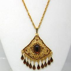 Topaz Cabochons Necklace
