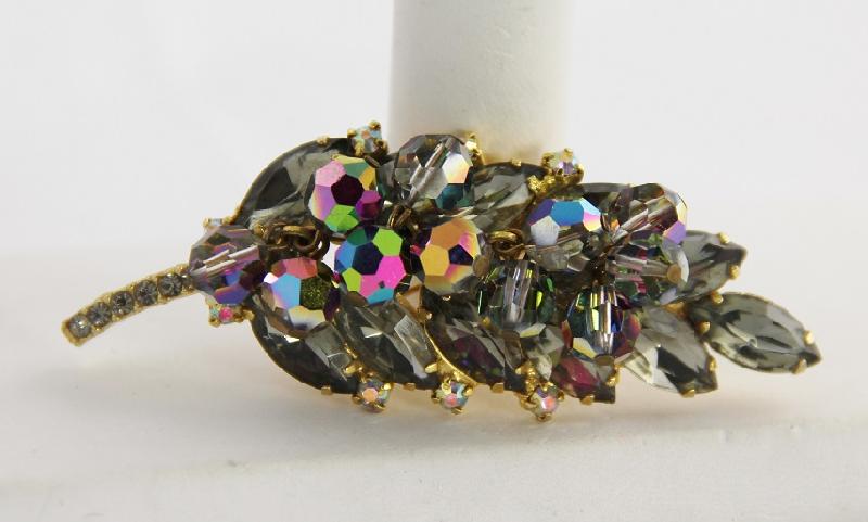 Front view of Gray (black Diamond) Navettes Brooch
