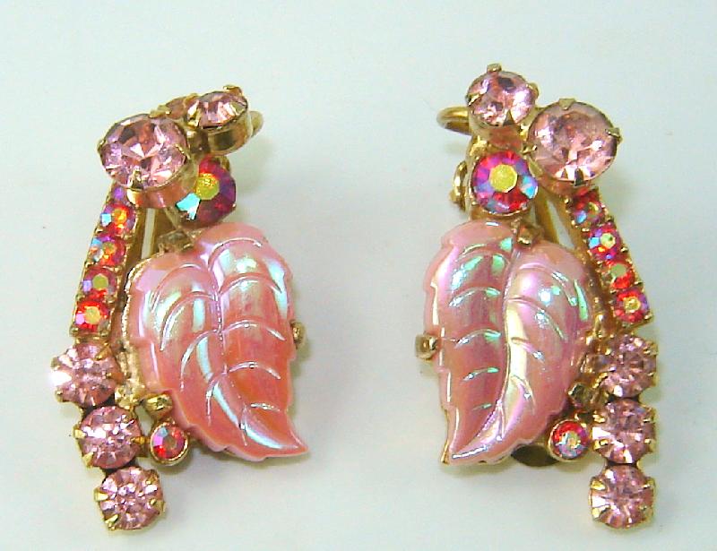 Front view of Pink Leaf Molded/Cut Earrings Clip
