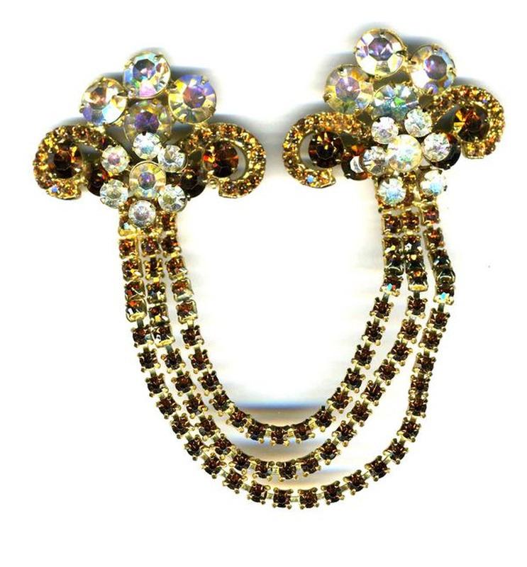 Front view of Topaz Chatons Only Brooch