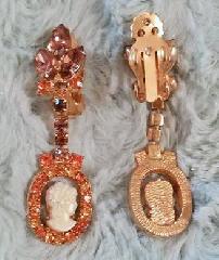 Pink Oval Molded/Cut Earrings Clip