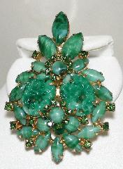 Green Cabochons Molded/Cut Pin Pendant