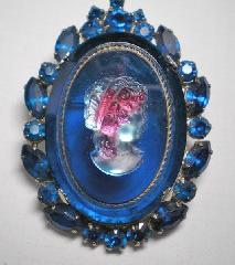 Blue Oval Molded/Cut Pin Pendant
