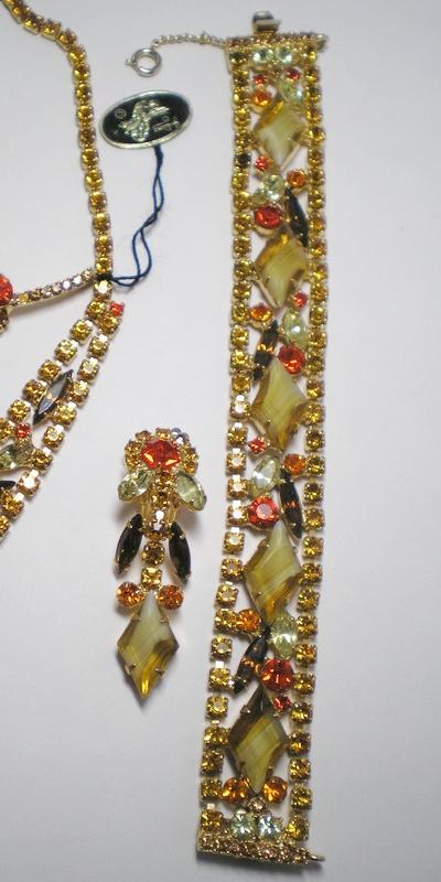 Front view of Topaz Diamond Striped Earrings Clip