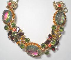 Fall Oval Molded/Cut Bracelet 5 Link