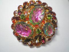 Fall Oval Molded/Cut Brooch